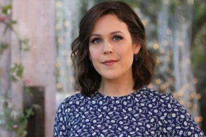 Erin Krakow Height